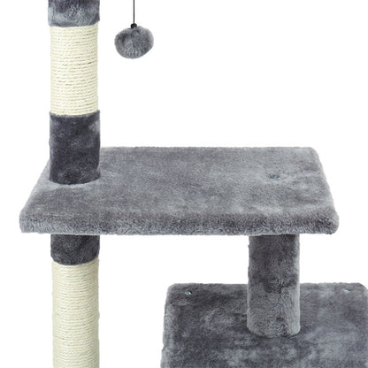 Arbre à chat gris avec plateforme de griffage et balle