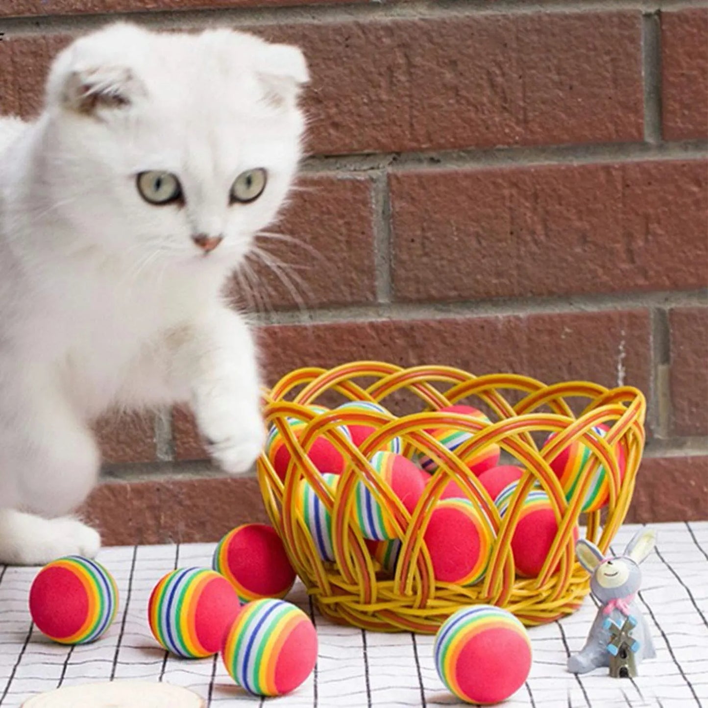 Small rainbow foam balls for cats