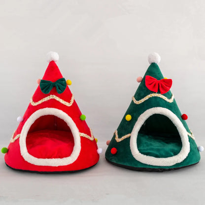 Plush Christmas tree kennel for cats 