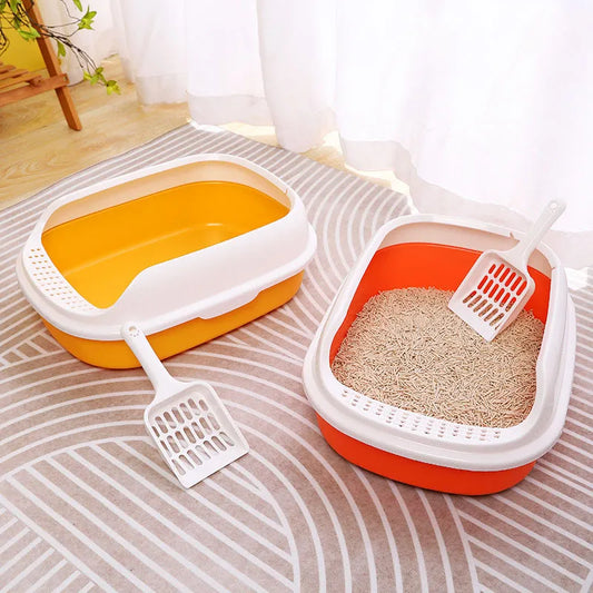 Semi-open cat litter box with scoop